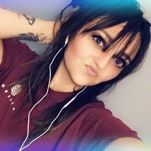 Meet your Posher, Tiffanni